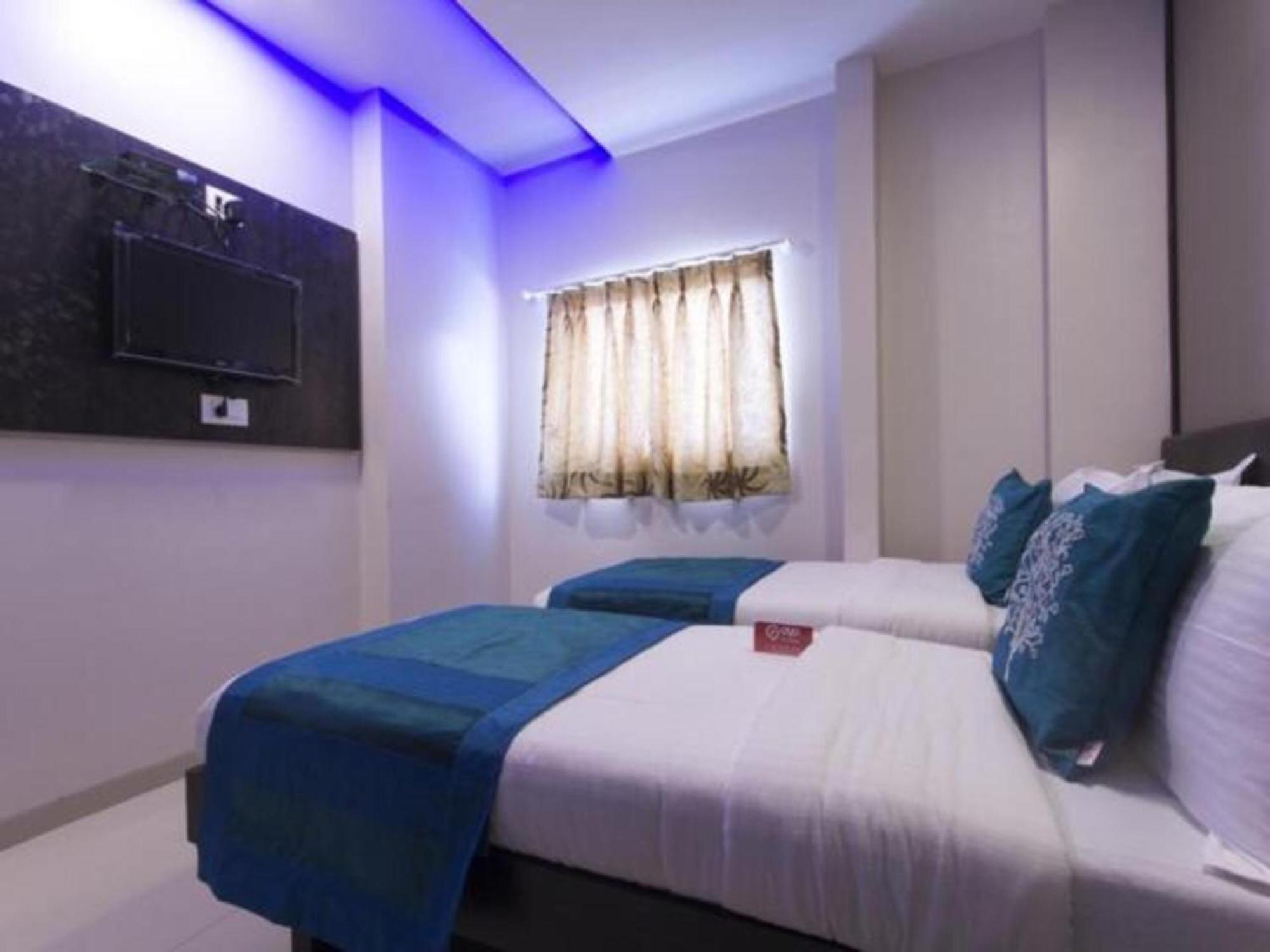 Hotel O Golden Sagar Мумбай Екстериор снимка
